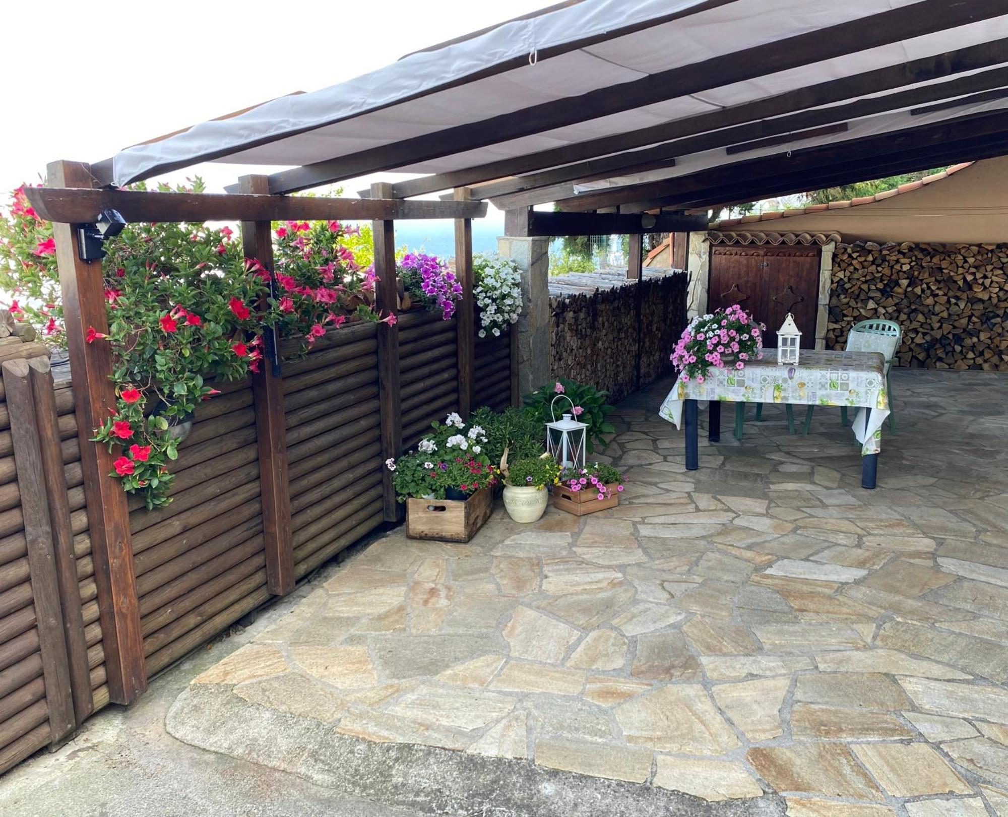 Apartment Little Paradise *